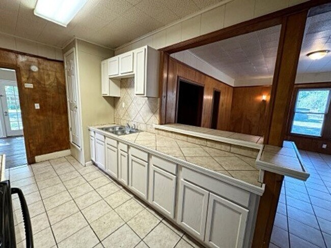 Foto del edificio - 4150 Maddox St