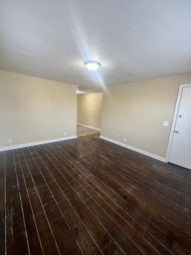 Foto del edificio - 1033 Tennessee Ave