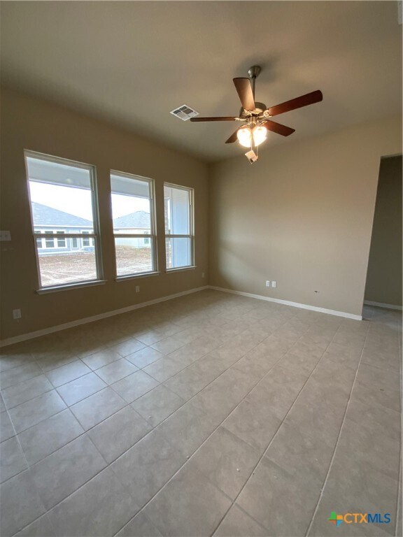 Building Photo - 1220 Grand Oak Trl