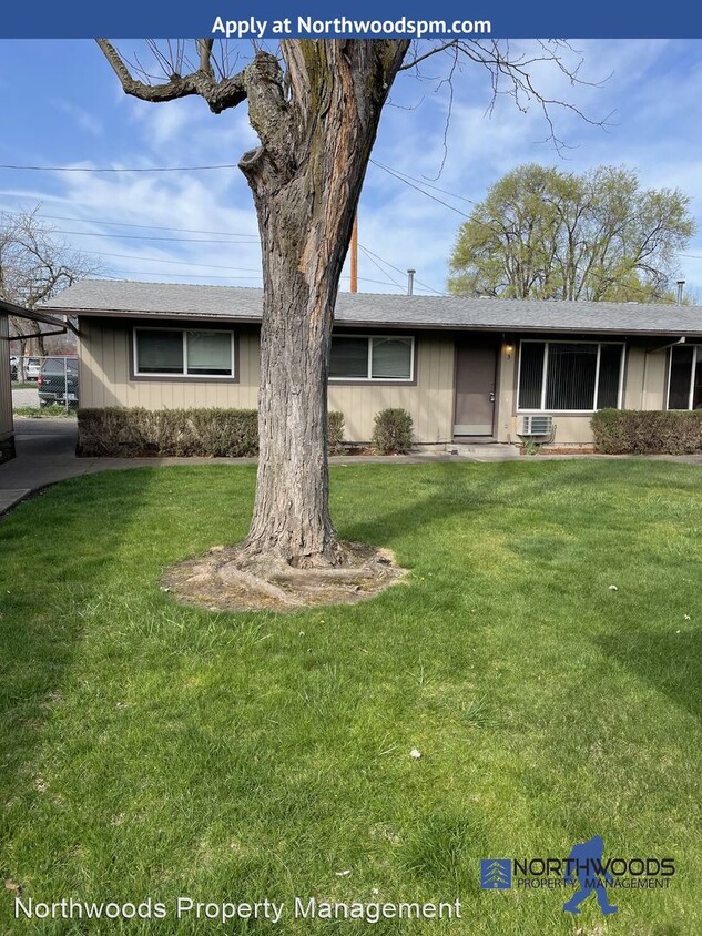 Primary Photo - 3 br, 1 bath House - 3101 Bursell Rd Unit #3