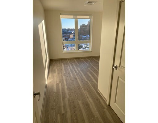 Foto del edificio - 90 Braintree St