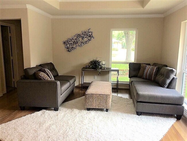 Foto del edificio - 4734 Benning Dr