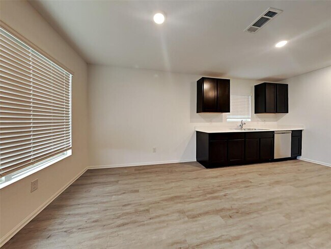 Building Photo - 22291 Stoney Ravine Dr