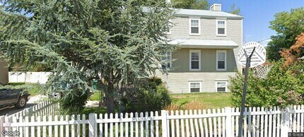 Building Photo - 572 W 6300 S