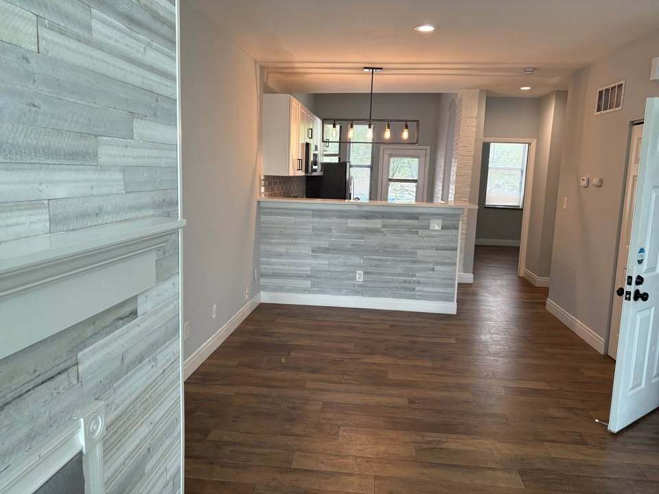 Foto principal - 807 Russell Blvd