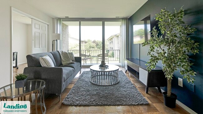 Building Photo - 6220 Springhill Dr