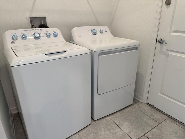 Building Photo - 178 Aces High Ln