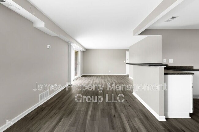 Foto del edificio - 1102 Westover Ln