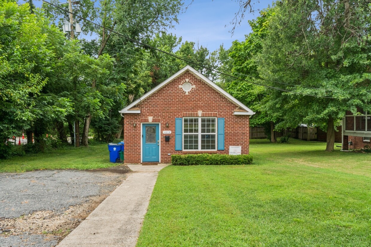Photo - Cozy house close to campus