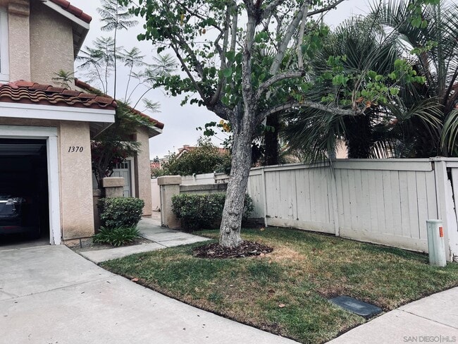Building Photo - 1370 Montego Ct