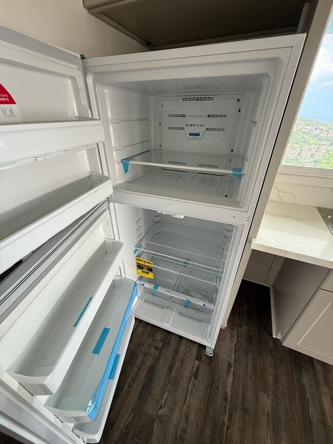 Building Photo - For Rent – 2BR / 1BA Home with Stunning Kahala Mountain View