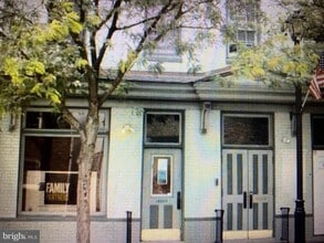 Building Photo - 406 High St