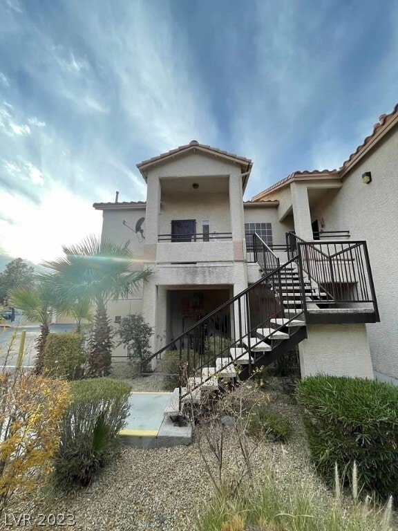 Building Photo - 1830 N Buffalo Dr