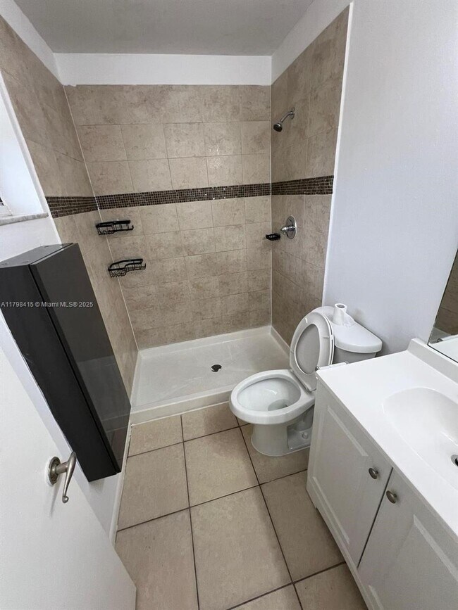 Foto del edificio - 10452 NW 8th St