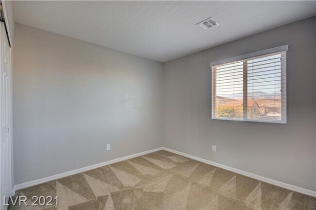 Foto del edificio - Beautiful home located in the heart of Mou...