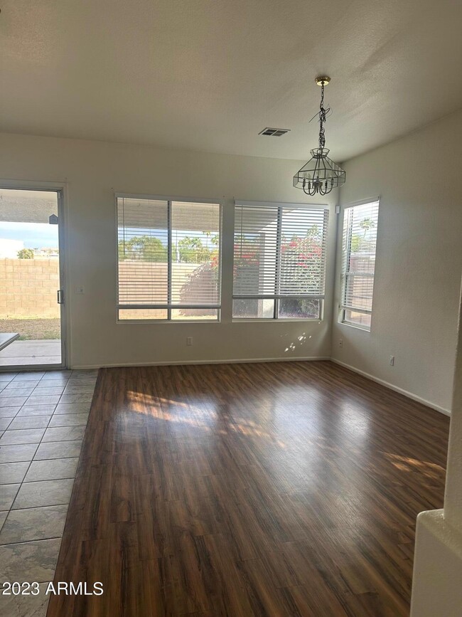 Building Photo - 2613 S 157th Dr