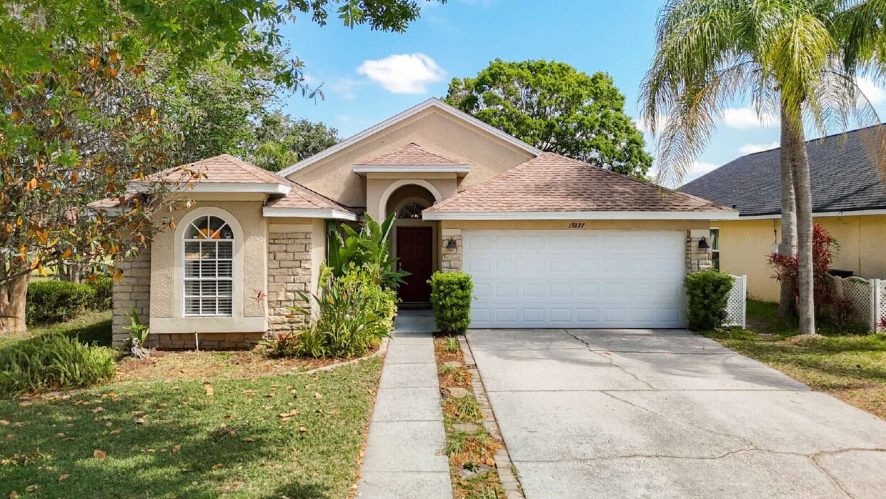 Photo - 19227 Garden Quilt Cir, Lutz, FL 33558