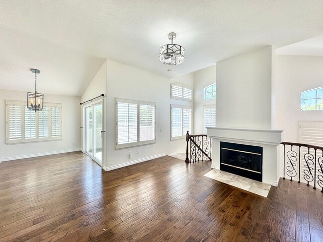 Foto del edificio - Beautiful 2Bd/2Ba Available In Aliso Viejo!