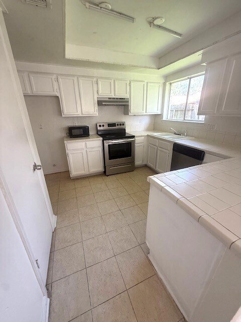 Foto del edificio - 10303 Paintbrush Ln