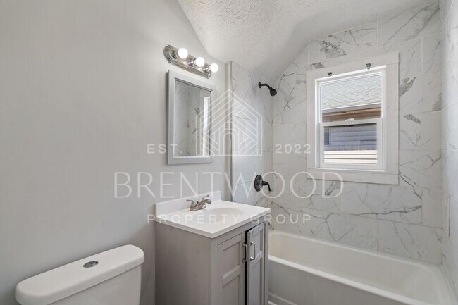 Foto del edificio - 601 N Oxford St