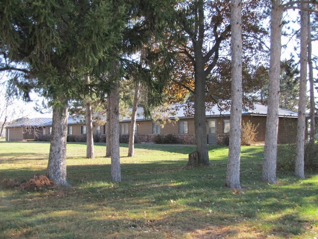 Building Photo - James Banks Manor