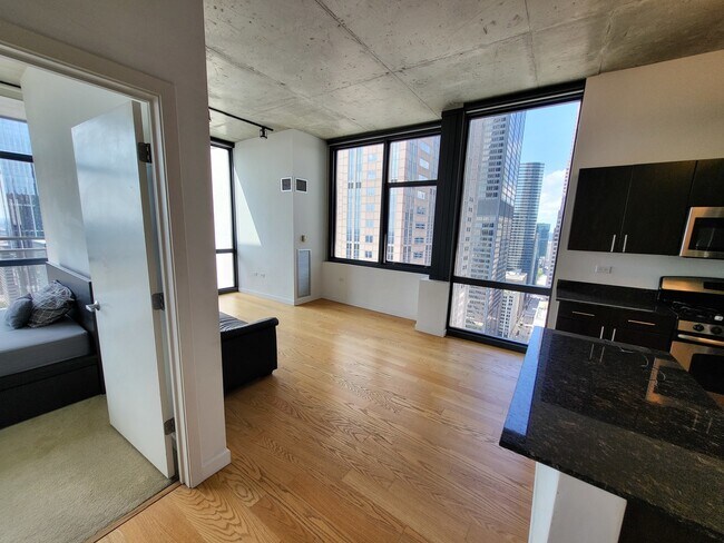 Foto del edificio - 235 W Van Buren St
