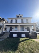 Building Photo - 624-626 Pritz Ave