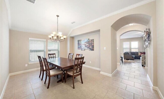 Foto del edificio - 8727 Seguin Cove Ln