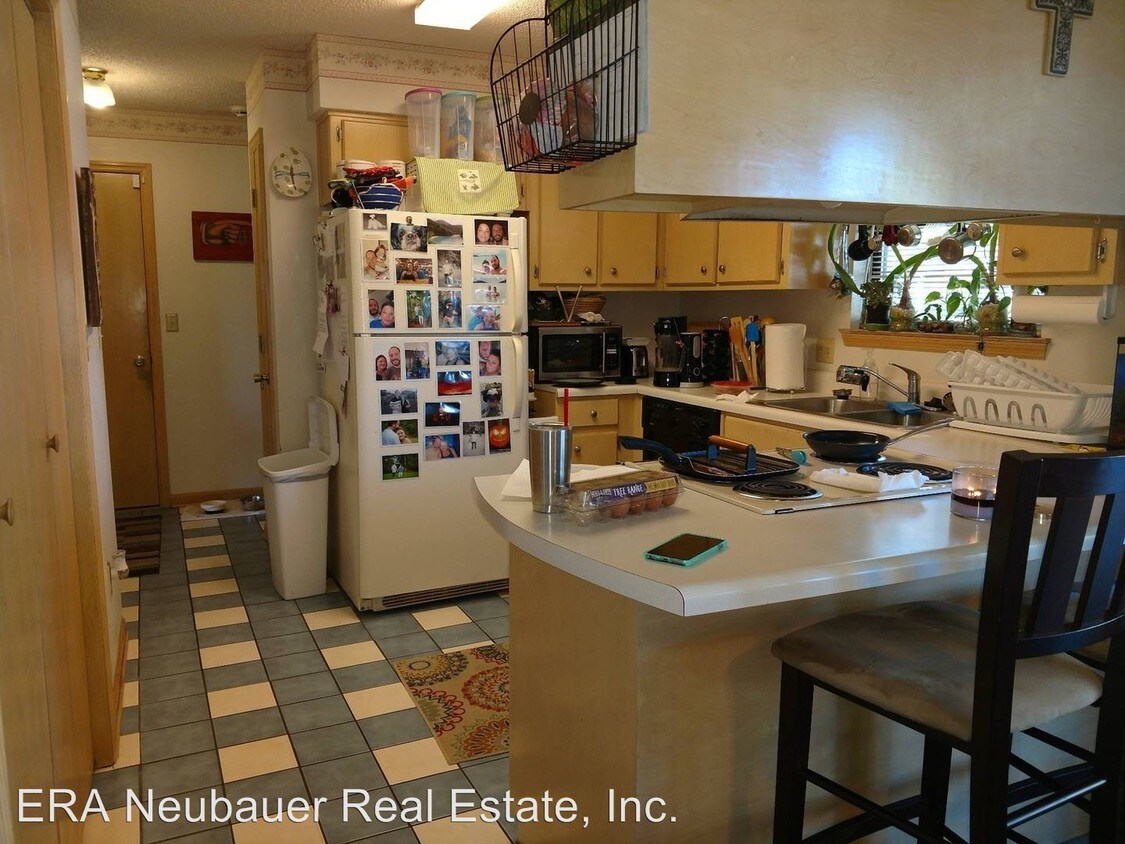 Building Photo - 3 br, 2.5 bath House - 2402 Jason Drive