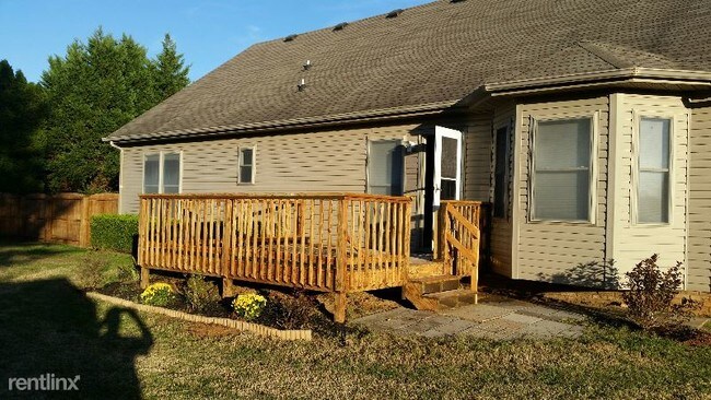 Building Photo - 3 br, 2 bath House - 3616 Millington dr.