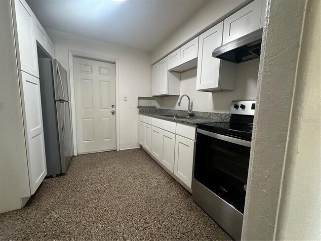 Foto del edificio - 995 Childs Ave