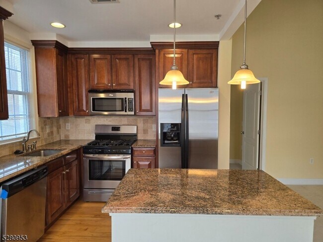 Building Photo - 8418 Sanctuary Boulevard