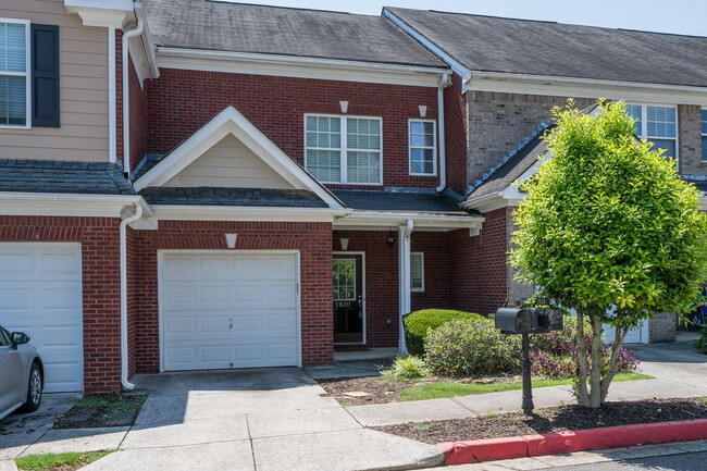 "Charming 2-Bed Oasis with Elegant Hardwoo... - "Charming 2-Bed Oasis with Elegant Hardwoo... Apartment