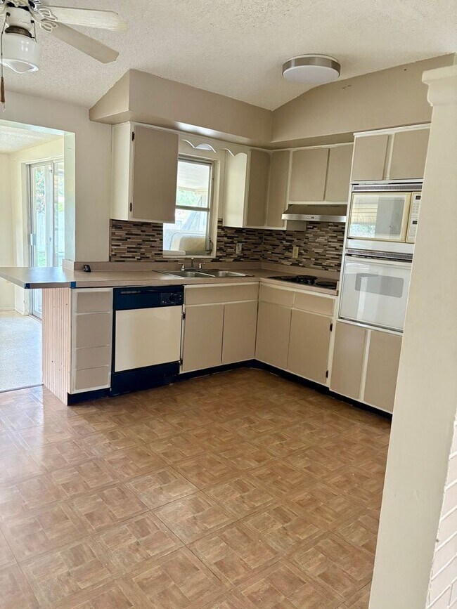 Foto del edificio - Cute 2 Bedroom Home in New Port Richey
