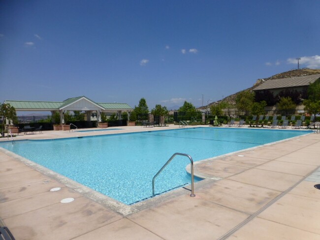 Building Photo - River Village 4 Bedroom Home for Rent!