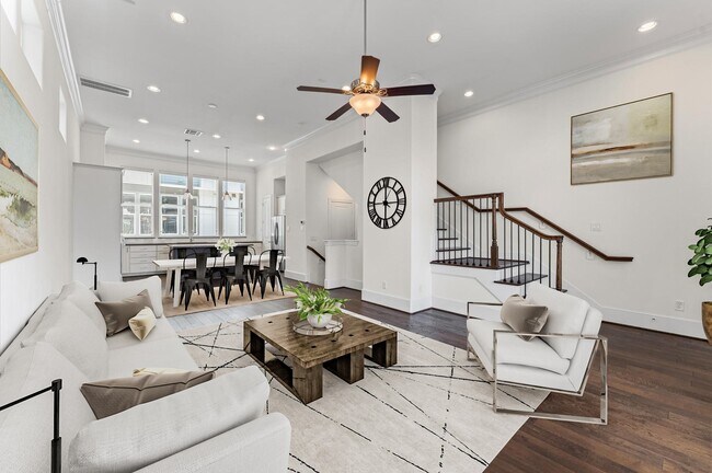 Foto del edificio - 9635 Riddlewood Ln