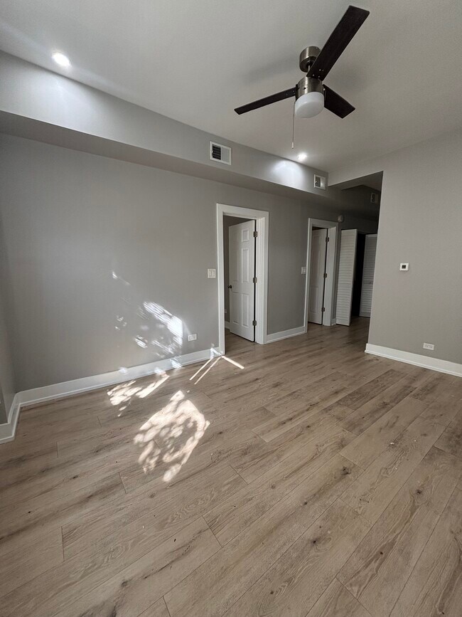 Foto del edificio - 3850 W Hirsch St