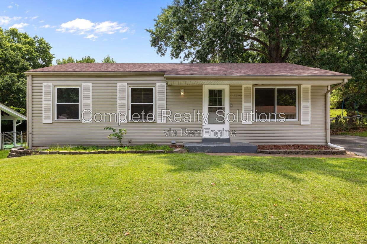 Photo - 1926 Hudson Road