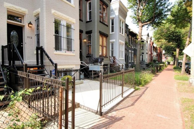 Building Photo - 212 P St NW