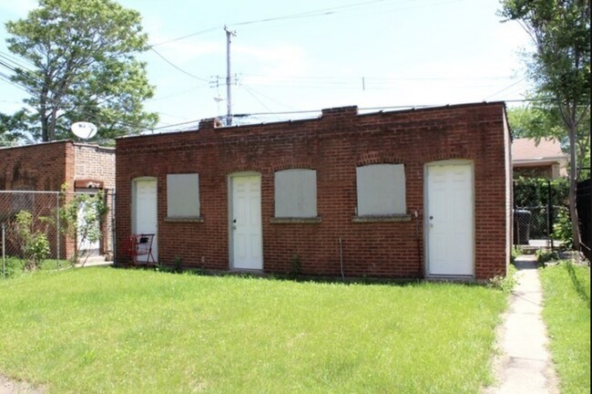 Foto del edificio - 7427 S Chappel Ave