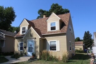 Building Photo - 1707 S 10th Ave