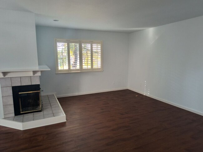 Foto del edificio - 9166 Madison Green Ln