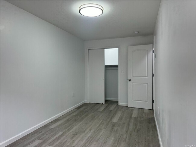 Foto del edificio - 133-37 41st Rd