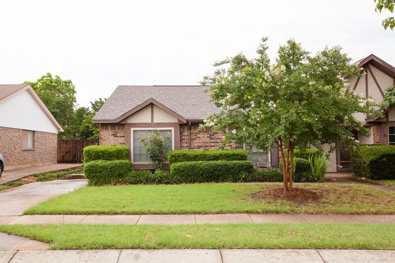Foto principal - 2902 Post Oak Dr