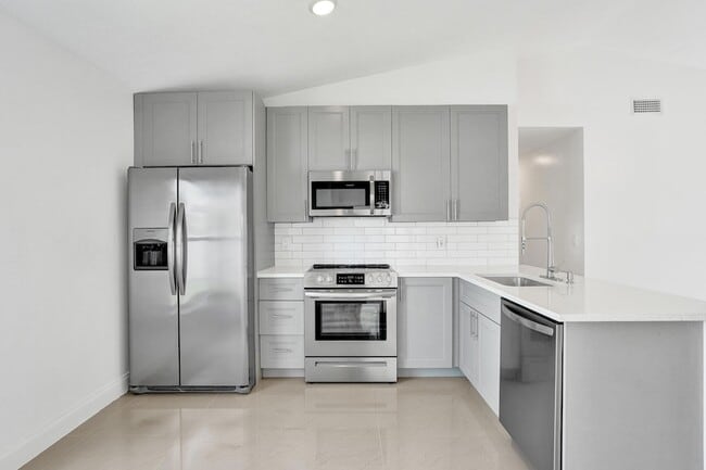 Photo - 17866 SW 10th Ln House