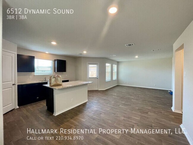 Building Photo - 6512 Dynamic Sound