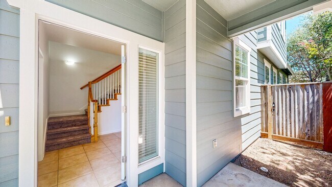 Foto del edificio - Rincon Valley FIVE Bedroom Three Bathroom Single Family Home!