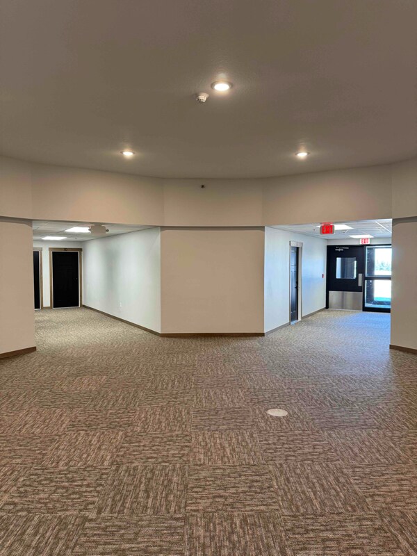 Building Photo - 600 Hickory St
