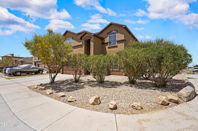 Foto del edificio - 3143 Hidden Creek Dr