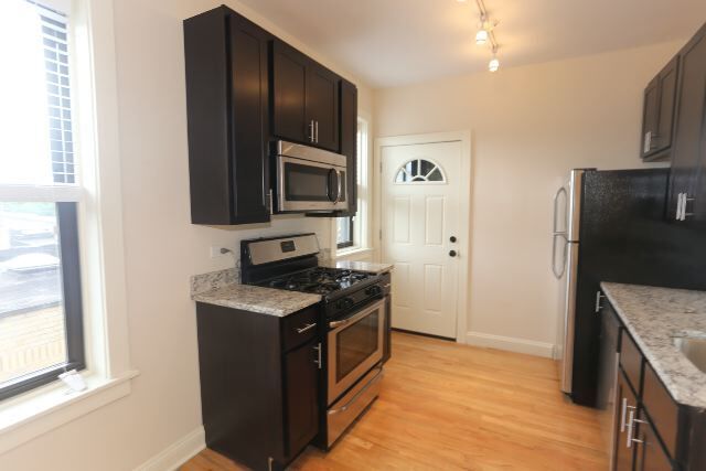 Foto del edificio - 4045 N Ashland